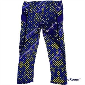 Athleta Size Small Women's Athletic‎  Leggings Multicolored Yoga Low Rise Capris